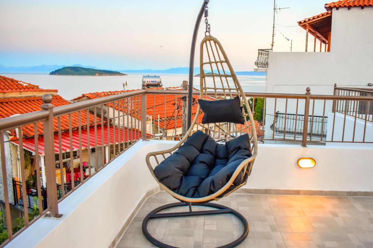 La Maison Plakes Rooftop Apt Skiathos Town Exterior photo